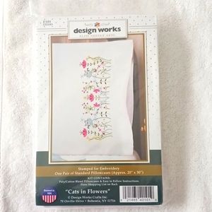 Design works Cats in flowers stamped for embroidery pillowcases